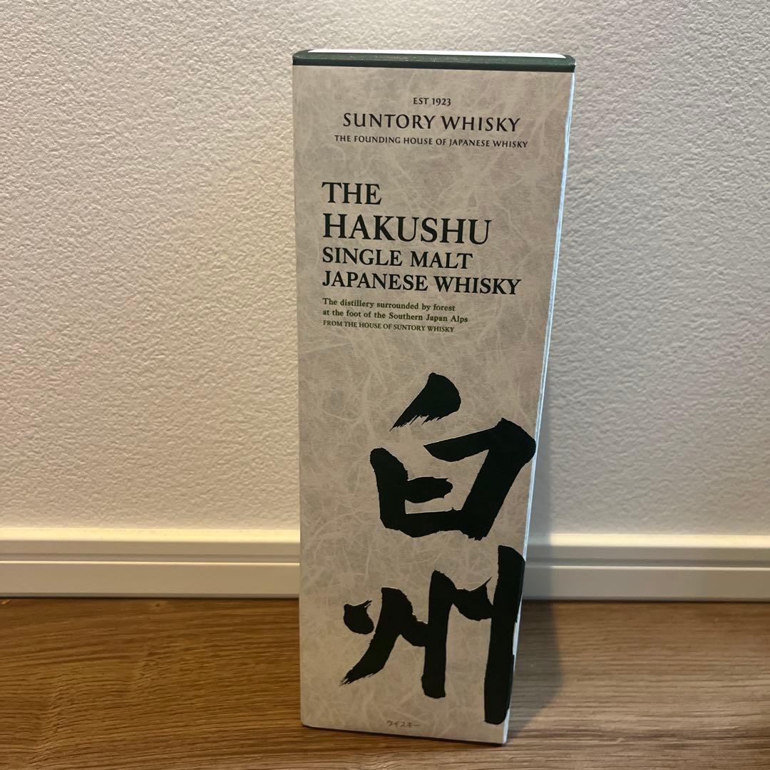 サントリー白州シングルモルトウイスキー、700ml 箱付き　未開栓