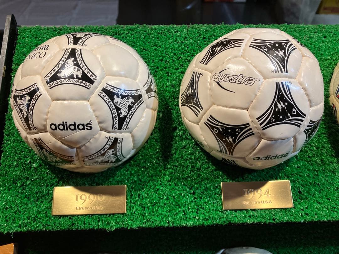 日韓W杯記念ボール ヒストリカルマッチボール9個セット限定品