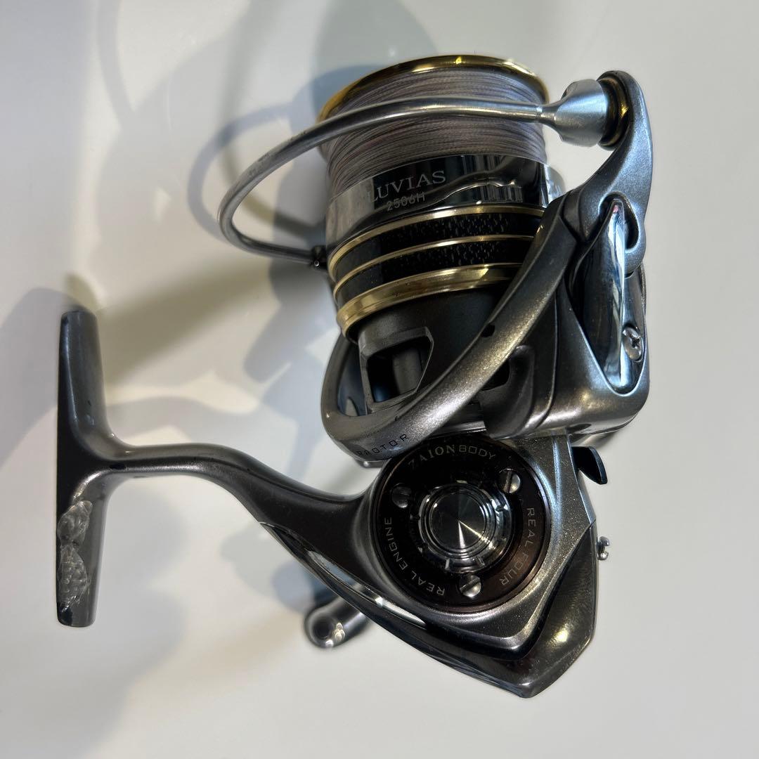 LUVIAS 2506H スピニングリール