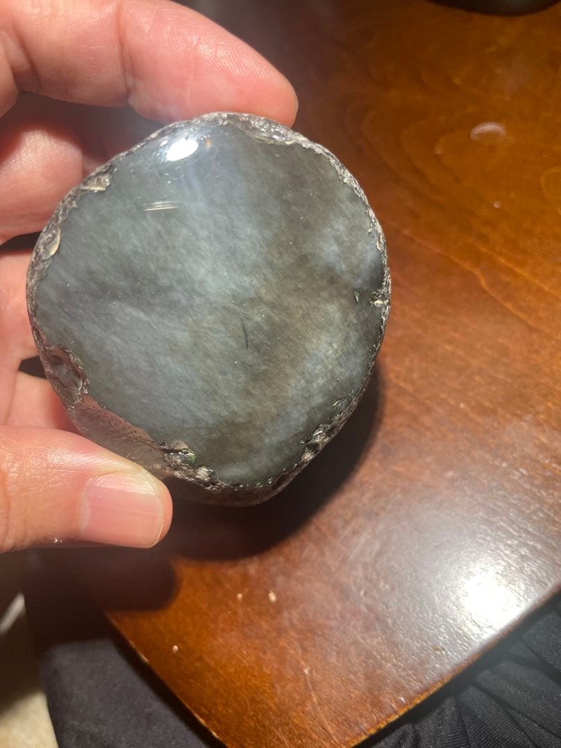研磨品　十勝石玲瓏　水色ベースレインボーオブシディアン