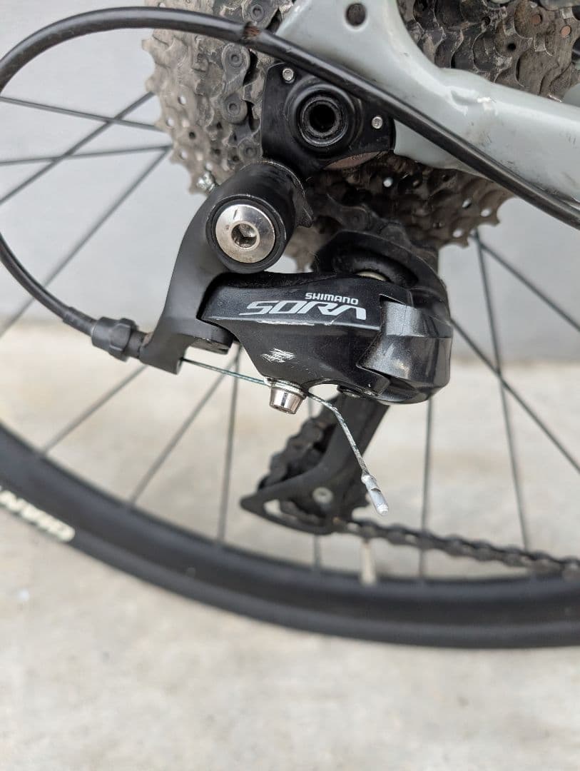 送料込み GIANT CONTEND AR3 DISC グラベルロード 2020