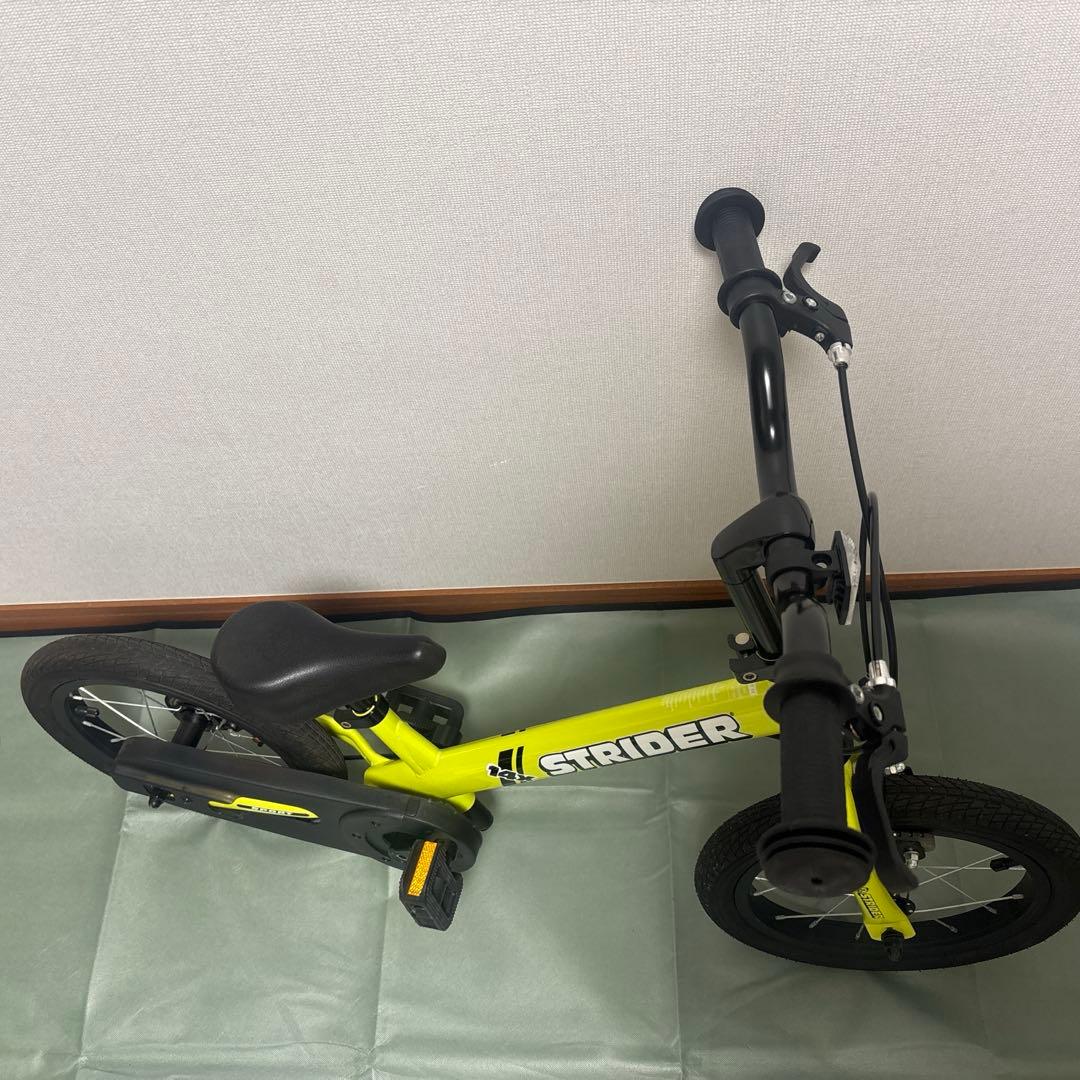 ストライダー14x ライムイエロー