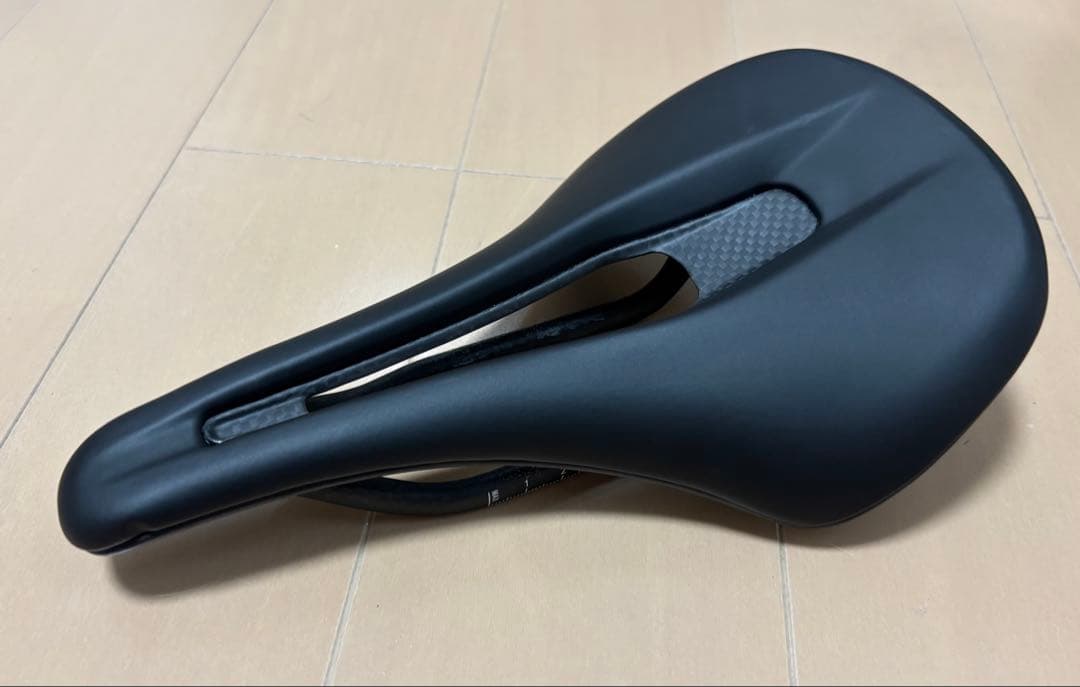 TNI Ergonox サドル未使用品（取り付けのみ）