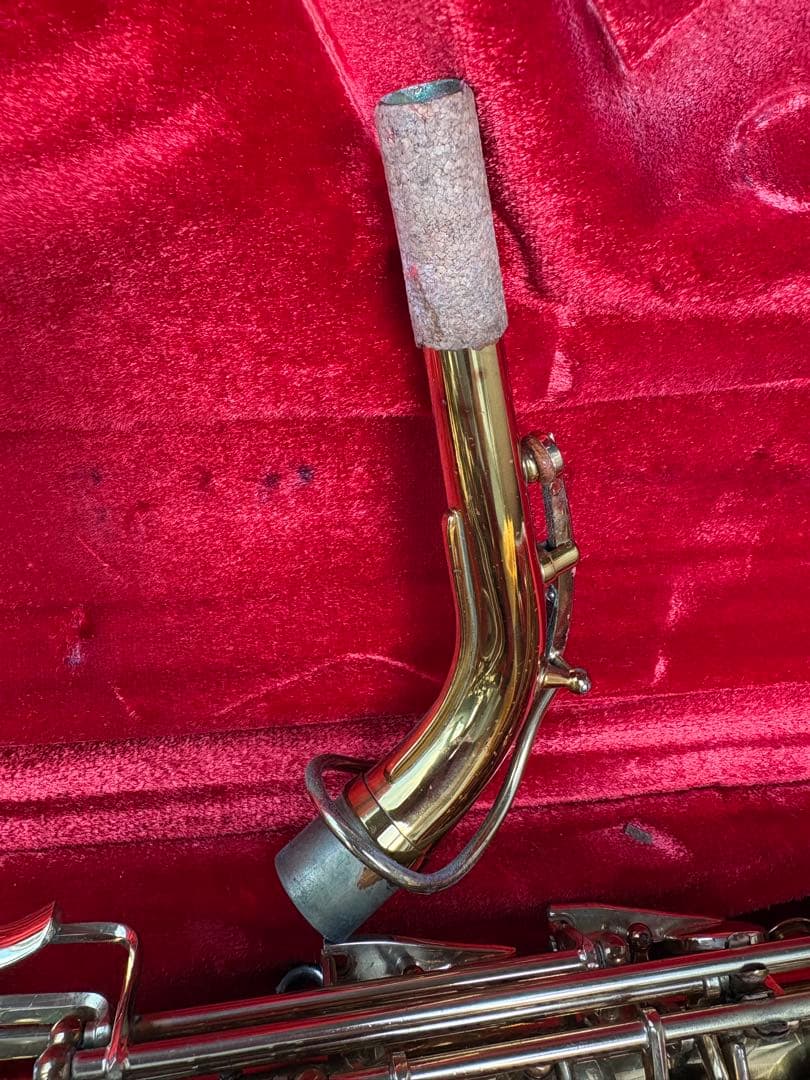 アームストロングN207272 サックス 本体 ゴールド