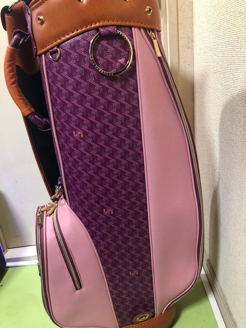 レザレクション　キャディバッグ　ラリーナヴァイオレット