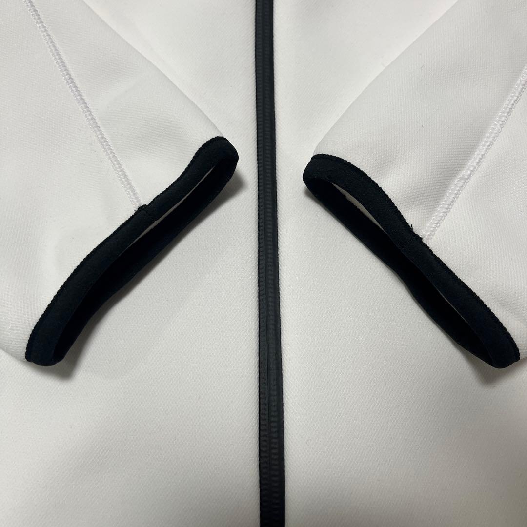 【新品タグ付】アディダス　白シンプルジャケット スポーツウェア Ｌサイズ