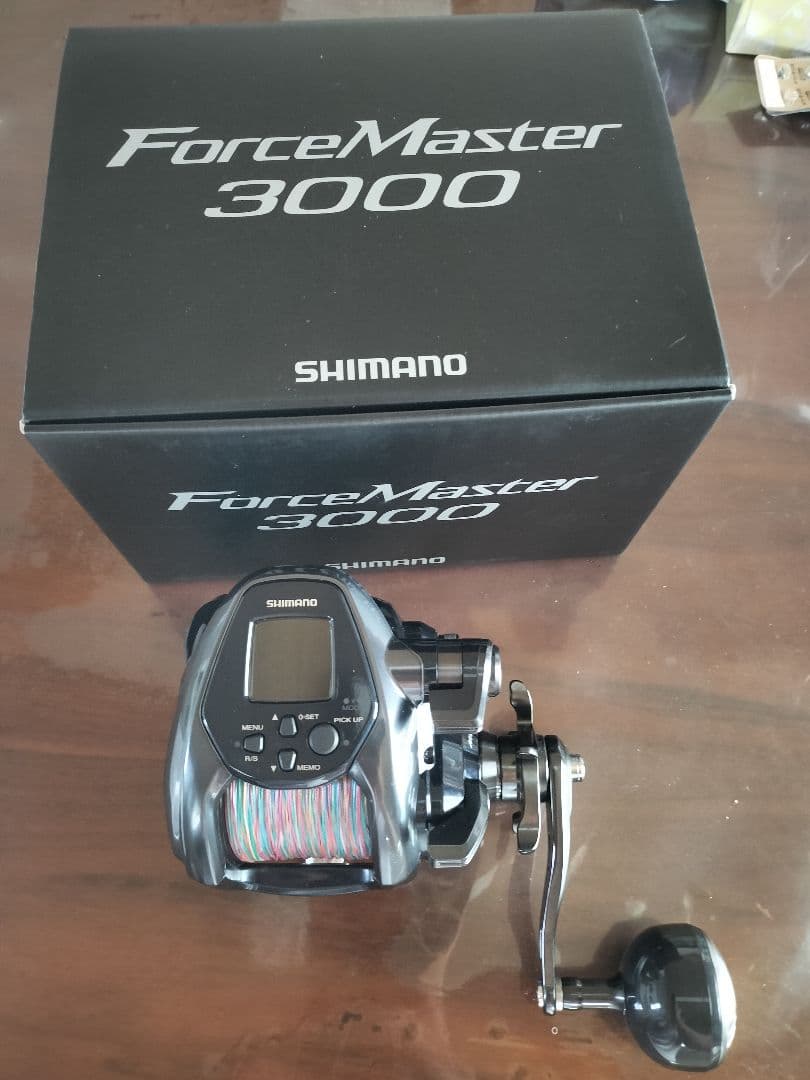 美品 22フォースマスター 3000 電動リール