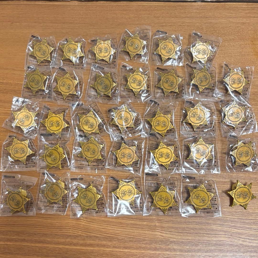 バラ売り可 ディズニー シューティングギャラリー 保安官バッジ 116点