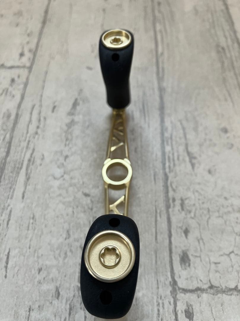 DRT・バリアル×LIVRE・クランクフェザー110 シャンパンゴールド