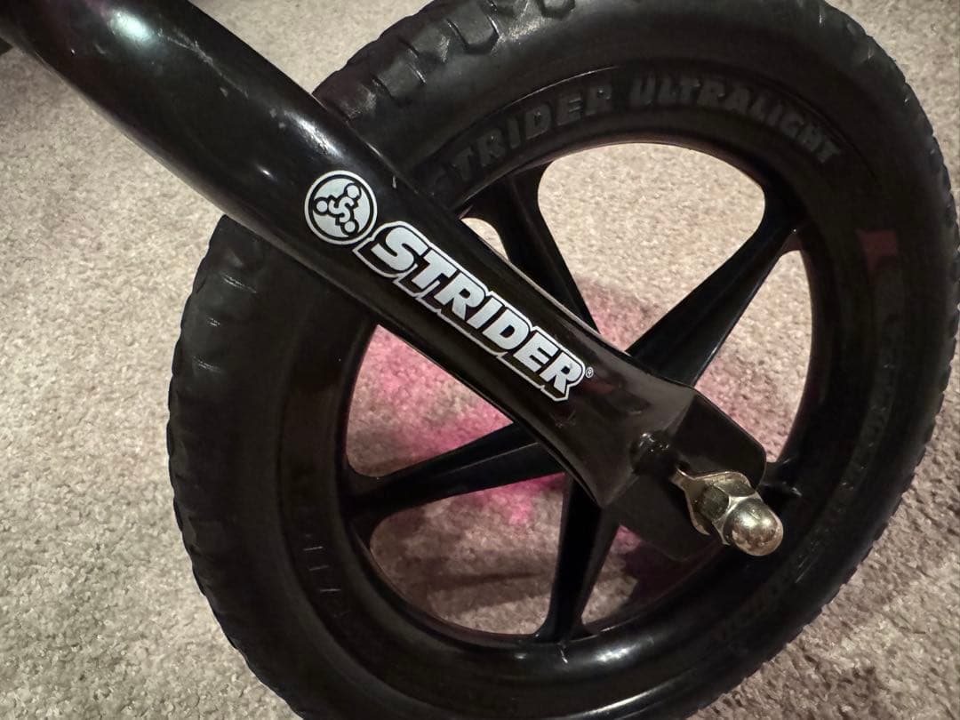 錆なし★ストライダー 12インチ ピンク★バッグ付き