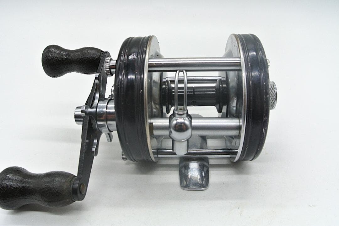 ABU Ambassadeur 5000C (big A) アブ アンバサダー