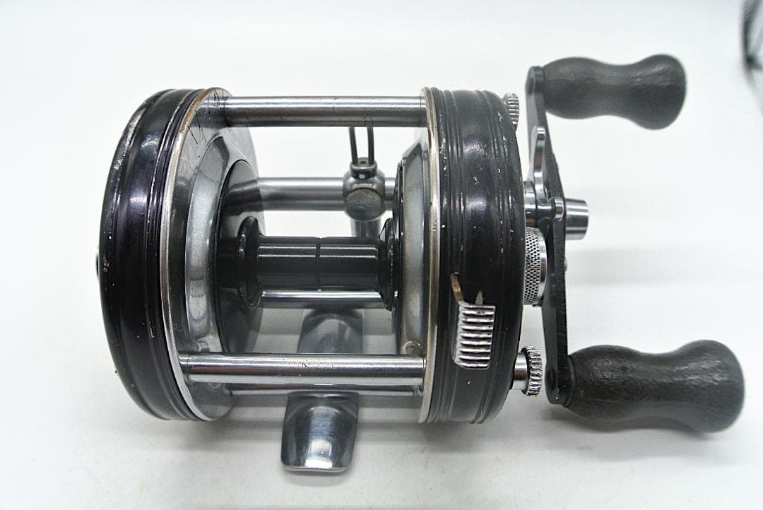 ABU Ambassadeur 5000C (big A) アブ アンバサダー