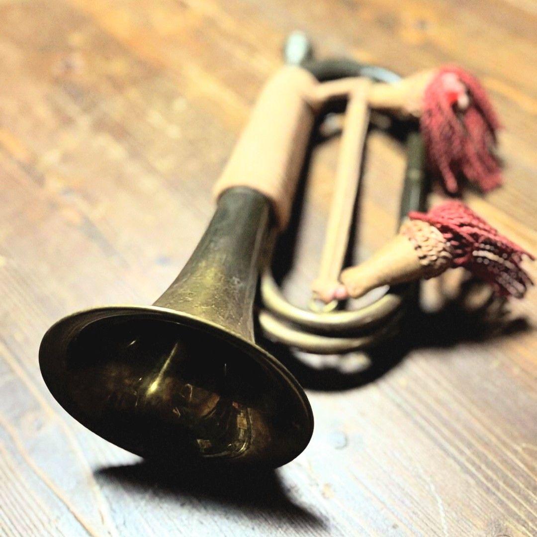 【当時物】旧日本軍・軍隊ラッパ（喇叭）信号ラッパ・突撃ラッパ 二巻④【紐状態良】