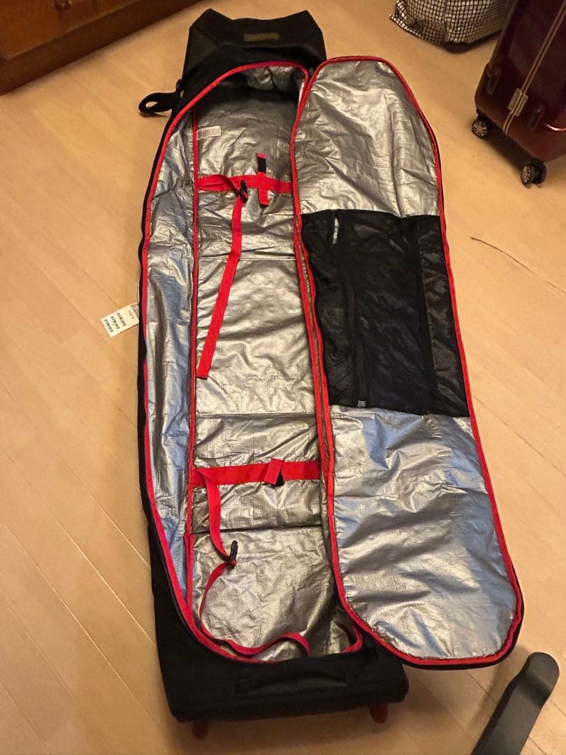 大人気　ノースフェイス　BCスノーローラー　スノーボードケース　遠征