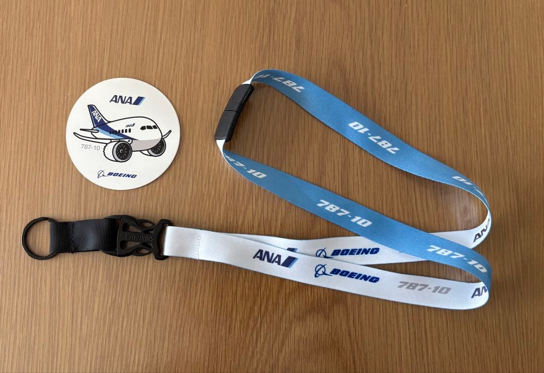 ANA 787-10 初就航 搭乗記念品 ネックストラップ ステッカー セット