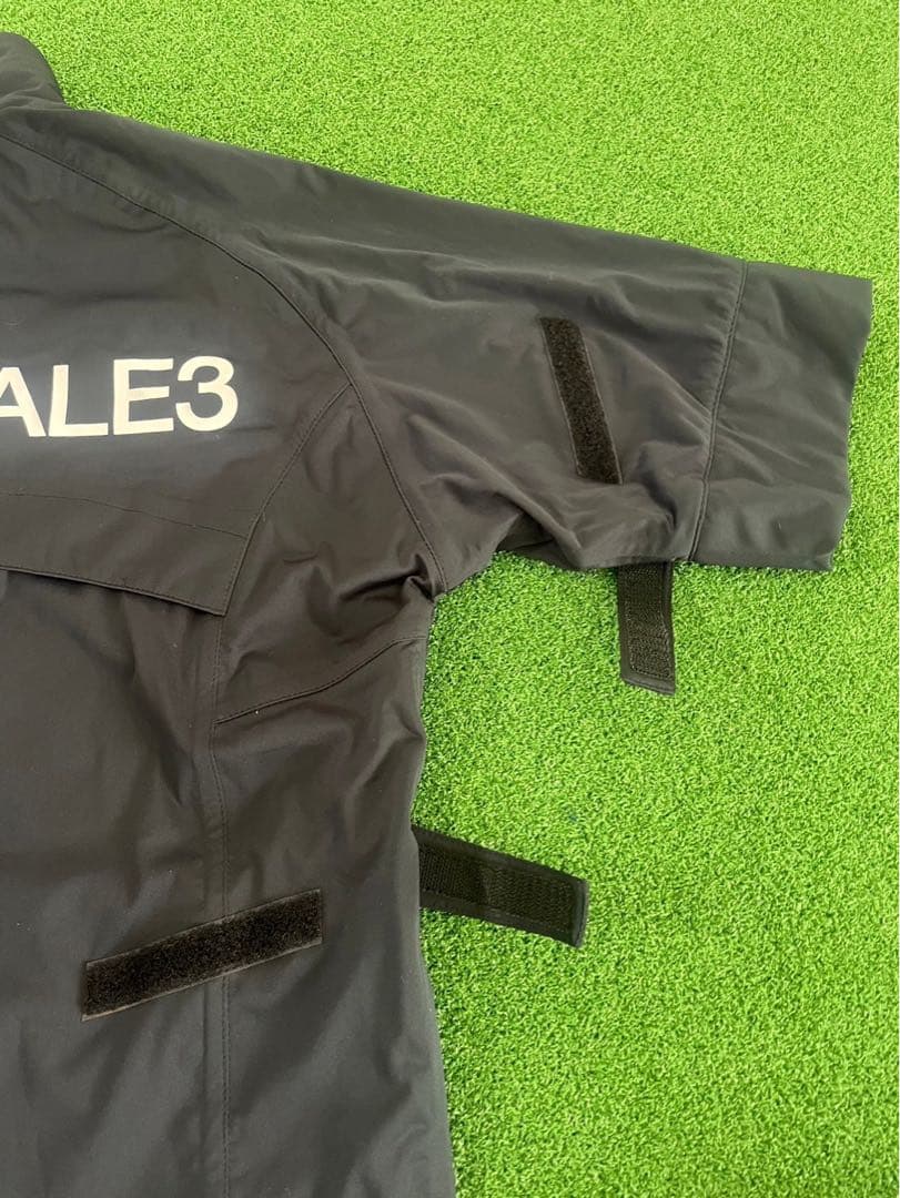 1piu1uguale3 ウノピュウ　ゴルフ　レインウェア　サイズ3