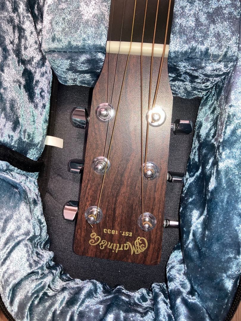 Martin 000-10E アコースティックギター 専用ケース付き