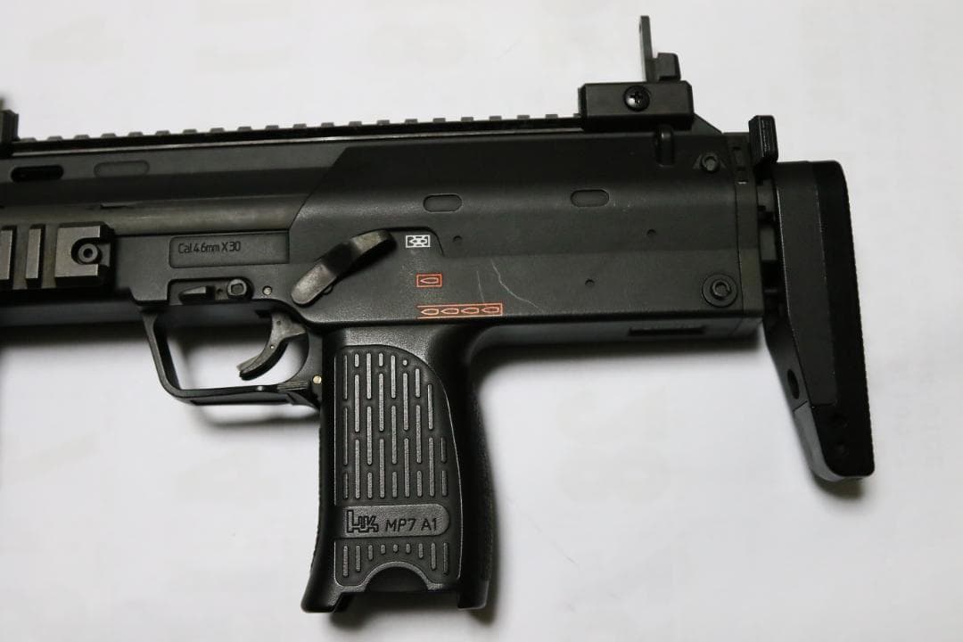 東京マルイ MP7A1 電動ガンカスタム ブラック