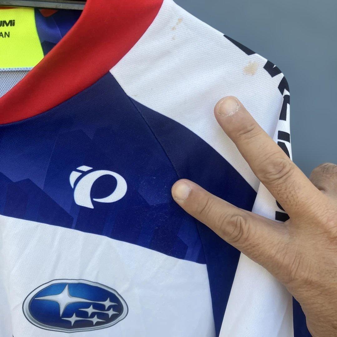 PEARL iZUMi (上) BXL(下)XL日本製