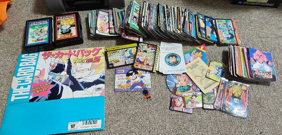セール中！　ドラゴンボールカードダス　蔵出し品　ケース　ミニ　アマダ