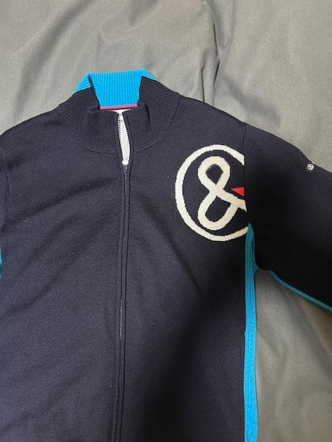 and par se　アンパスィ（ネイビー/ブルー ）ジップアップジャケット