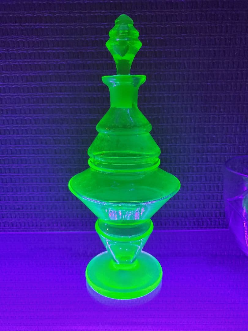 ウランガラススデキャンタ　Ａ