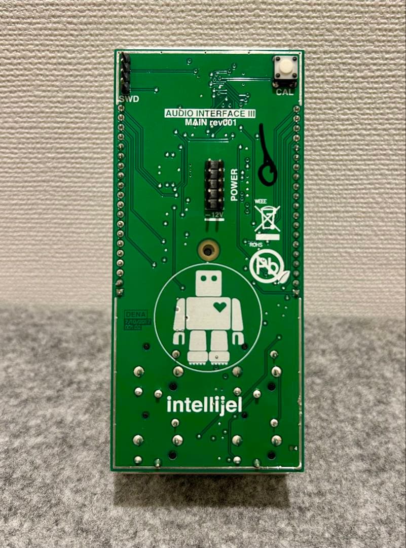 鍵盤楽器 Intellijel Audio Interface II