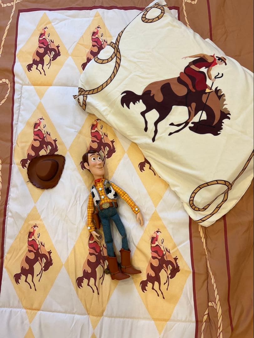 「トイストーリー　アンディの部屋　ベッドカバー　& 枕カバー　セット」