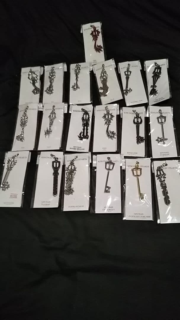 キングダムハーツ KINGDOM HEARTS キーブレード キーホルダー19本