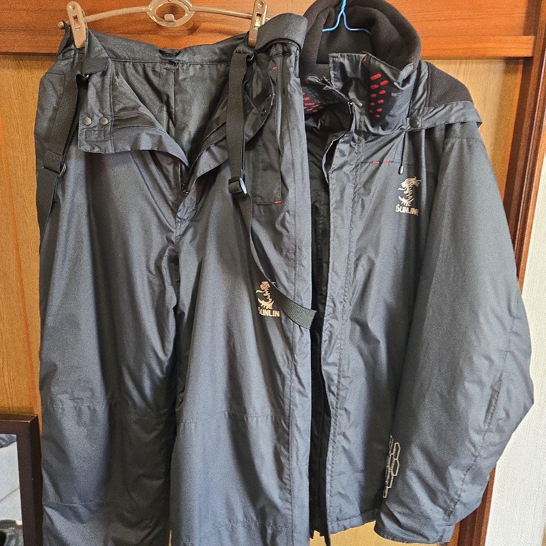 ひ*ろ様 サンライン防寒着美品