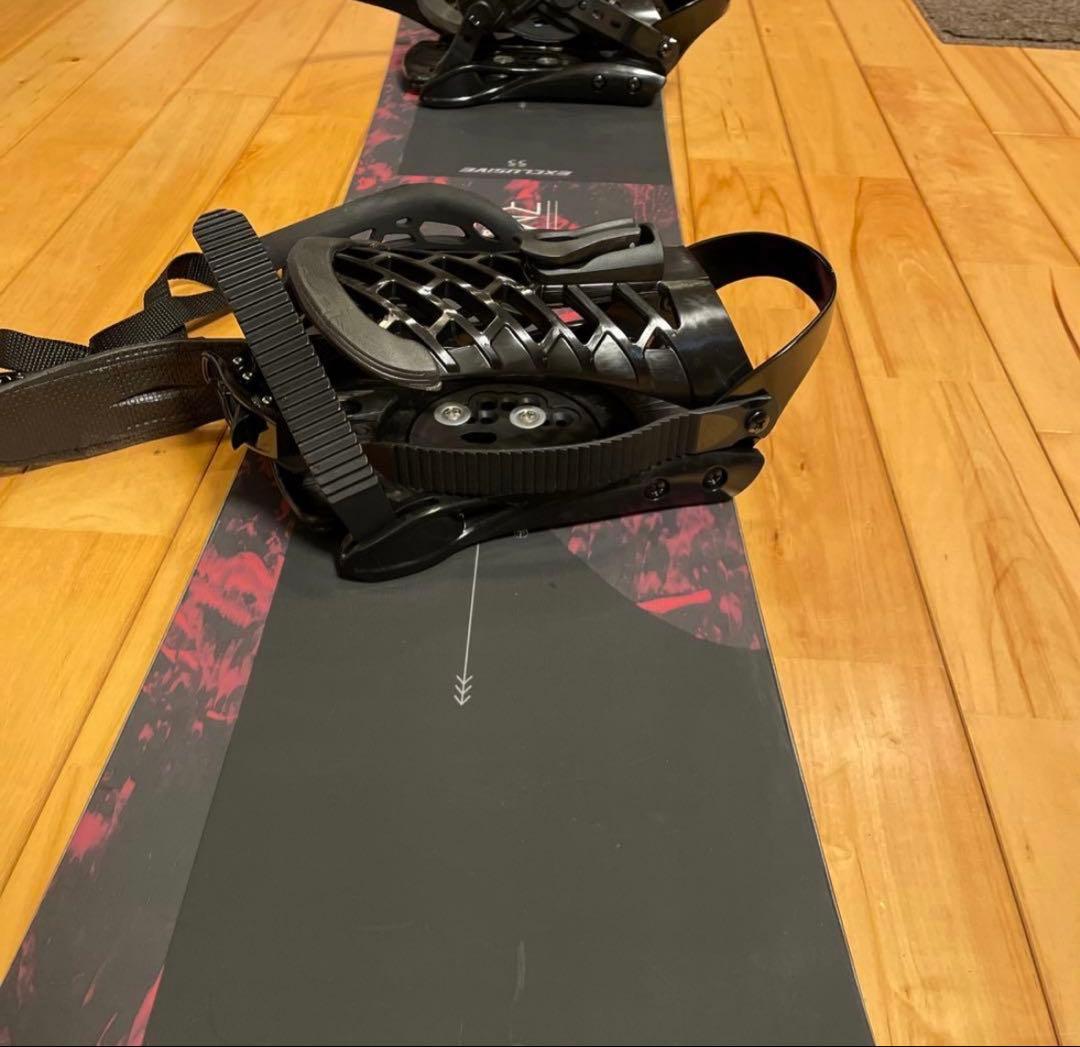 スノーボード最新モデルZUMA exclusive RED 155cm