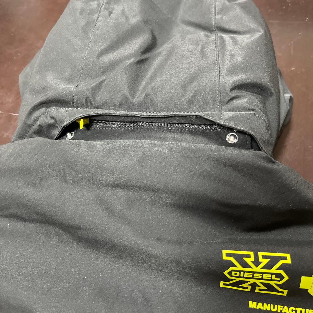 DIESEL 迷彩柄ウィンタージャケット