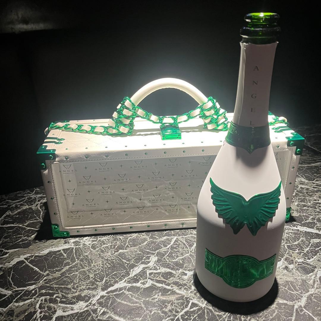 エンジェルシャンパン　ホリデー ロゼホワイト　グリーン レザータイプ 空き箱