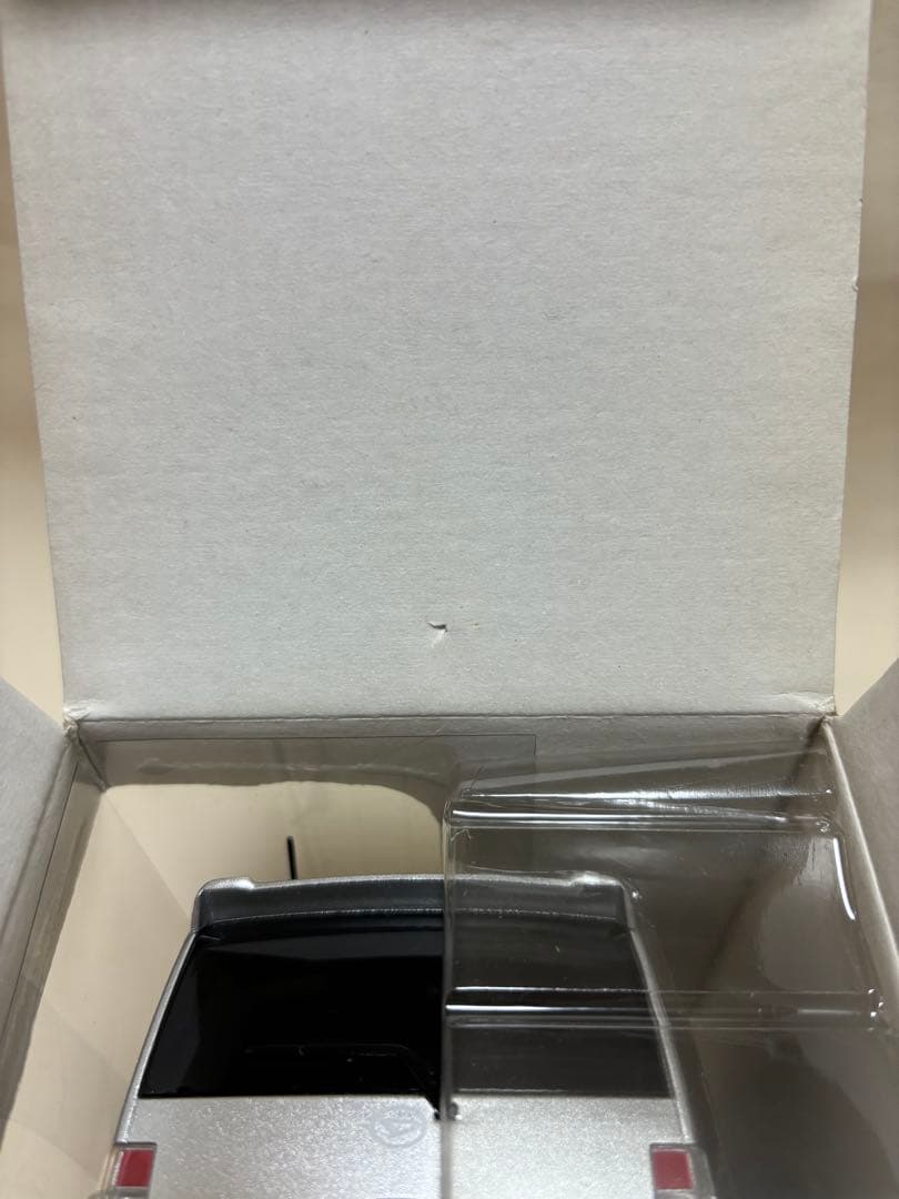 《非売品》ダイハツ ムーヴコンテカスタム　カラーサンプル　1/18スケールモデル