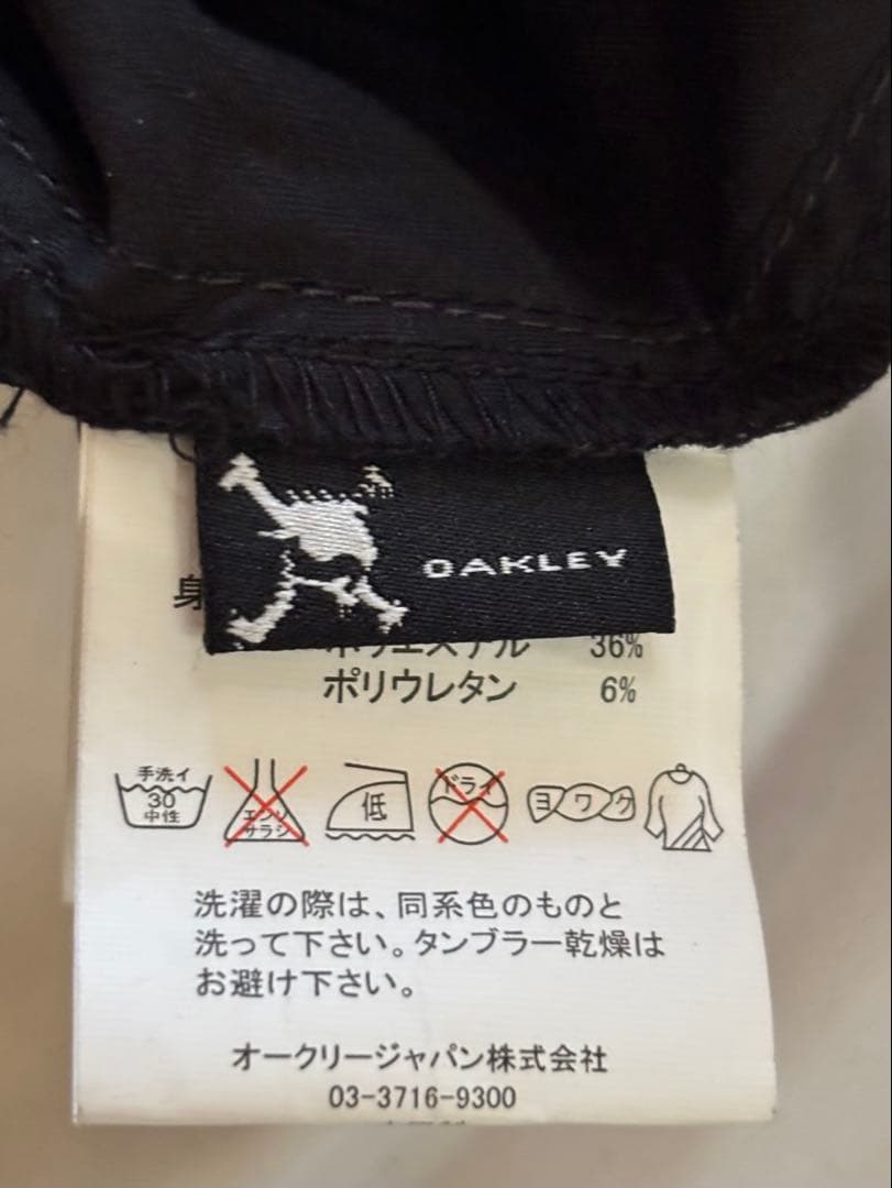 美品✨Oakley オークリー　ゴルフウェア　黒パンツ　スカル刺繍　サイズ33