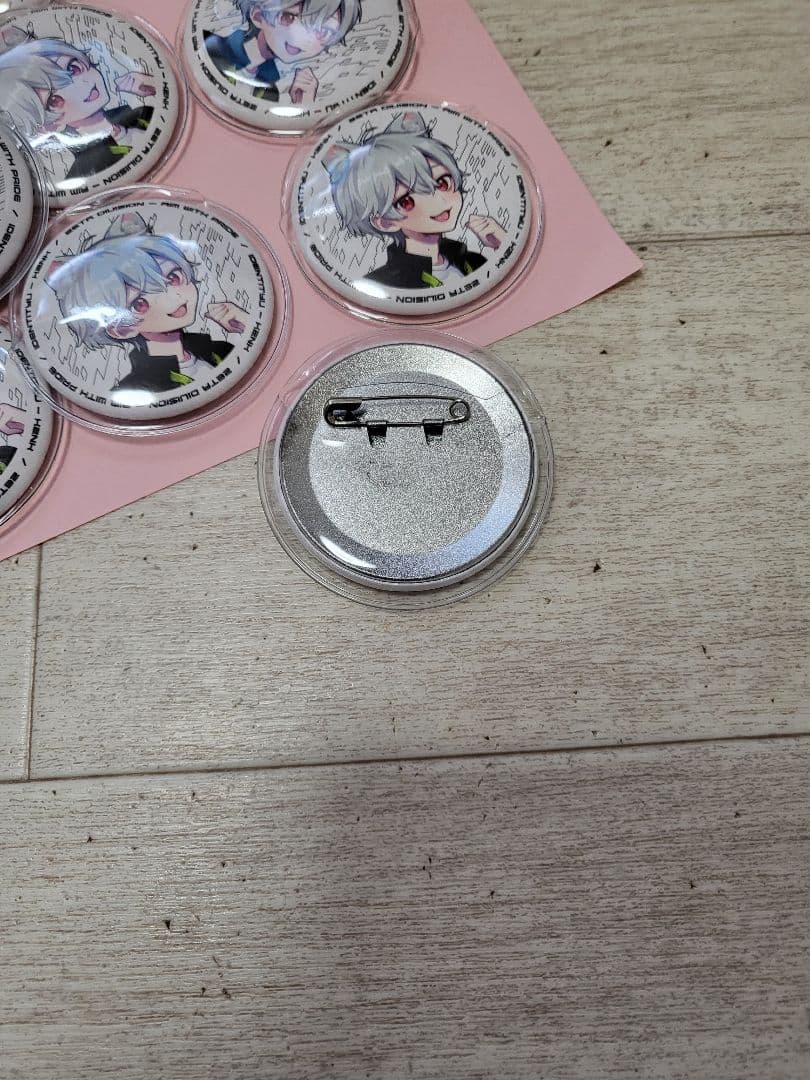 かず猫君缶バッジ 32個セットバラ売り可