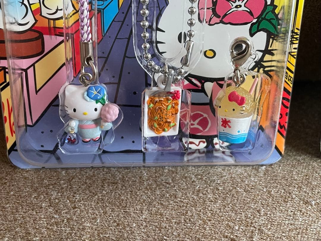 あれもこれも　みんなはろうきてぃ　ハローキティ 夏祭り　キーホルダー　根付け
