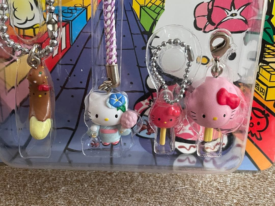 あれもこれも　みんなはろうきてぃ　ハローキティ 夏祭り　キーホルダー　根付け