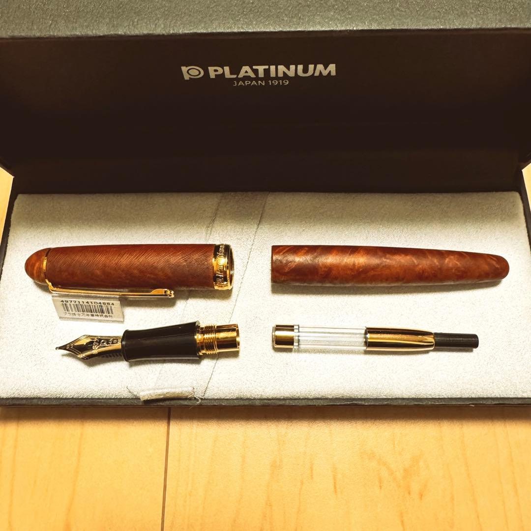 【美品】ブライヤー　センチュリー3776 プラチナ万年筆 B（太字）