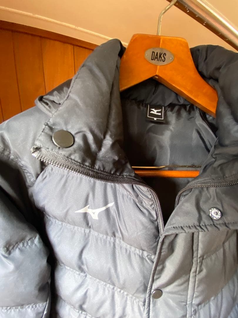 【極美品】　ミズノ　ベンチコート　黒色