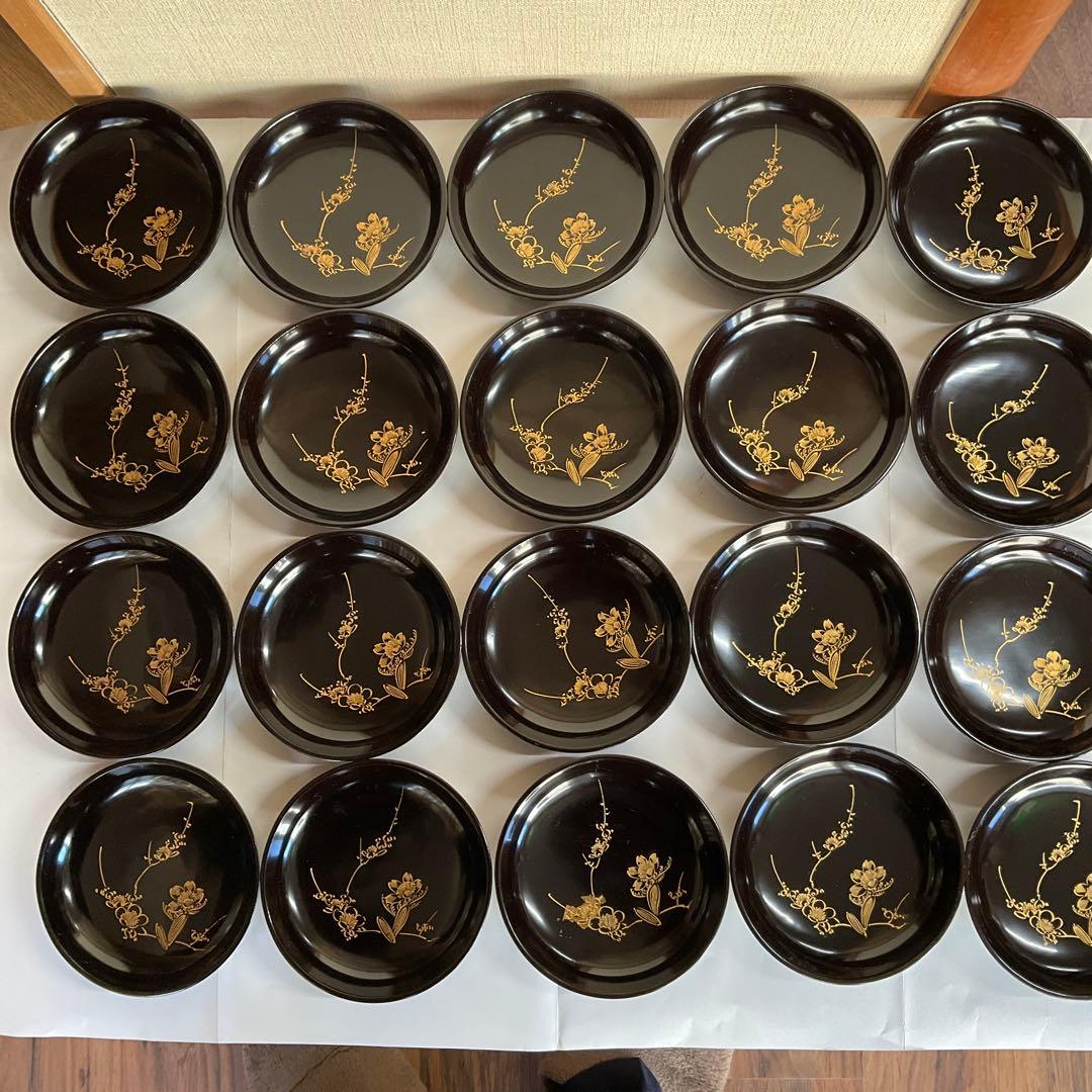 輪島塗　天然木くり抜沈金梅文菓子皿20枚揃　明治から大正頃