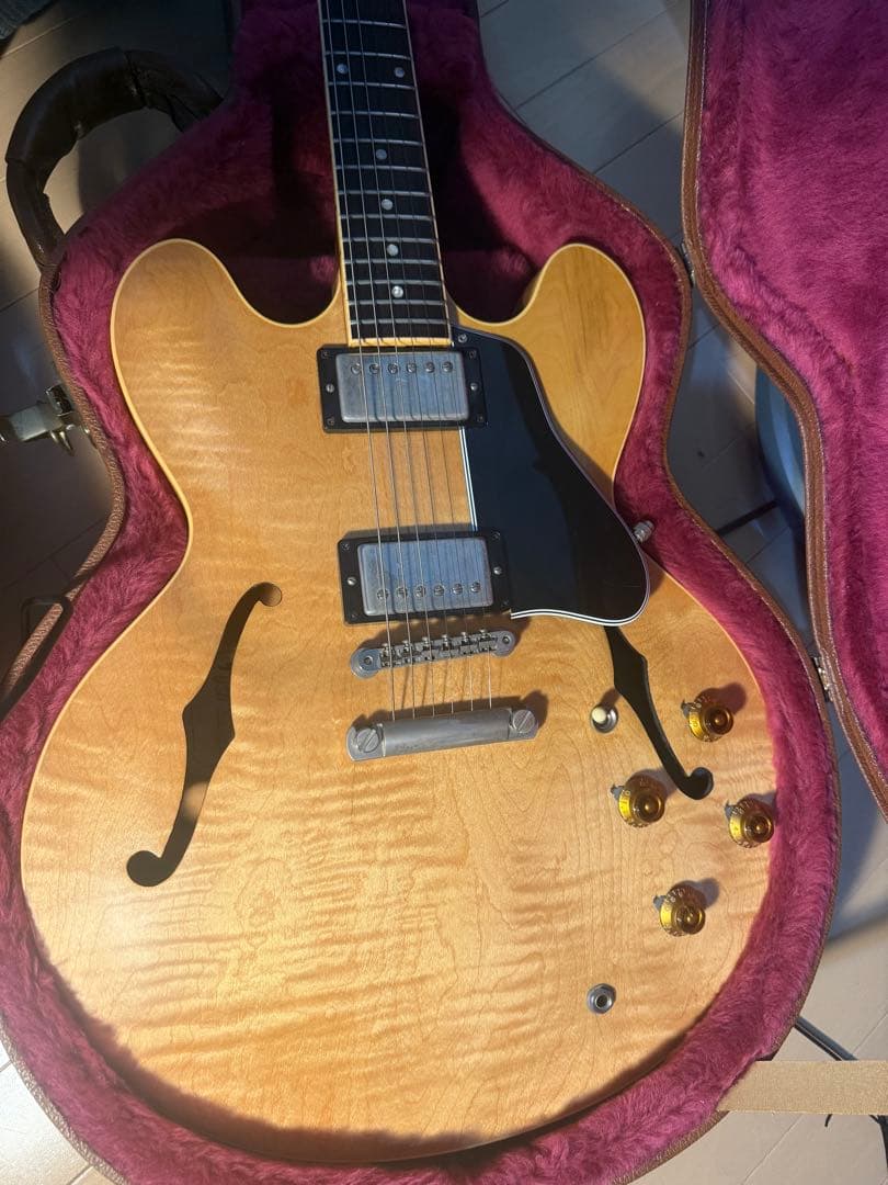 Gibson ES-335 Natural figured top 1／25まで