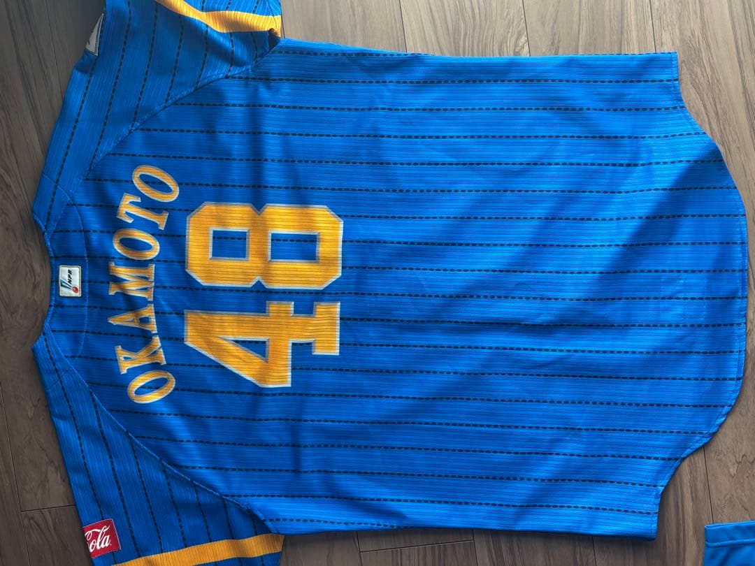 ソフトバンクホークス　岡本健選手　支給品ユニフォーム上下と練習用シャツセット