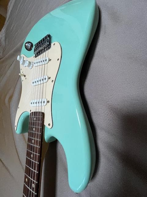 Squier Affinity Stratcaster　美品　サーフグリーン