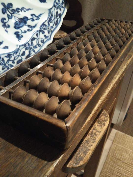 古いそろばん