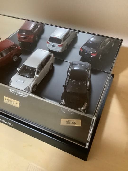 新品非売品　SUBARU　スバルレガシィ　1/43スケールのミニカー