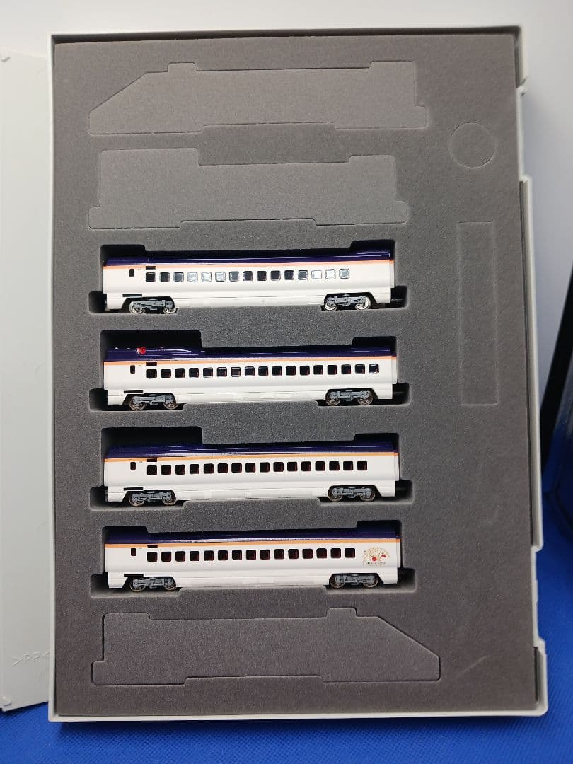 TOMIX 92565 E3系2000番台 山形新幹線 つばさ・新塗装 増結4両