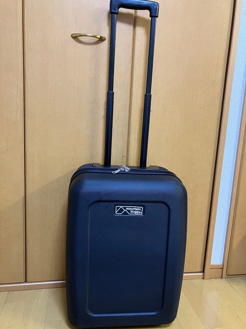 【Mountain Buggy】こどもが乗れるキャリーケース