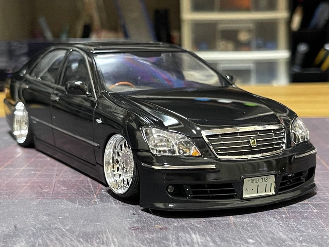 1/24 アオシマ製★18クラウン★完成品