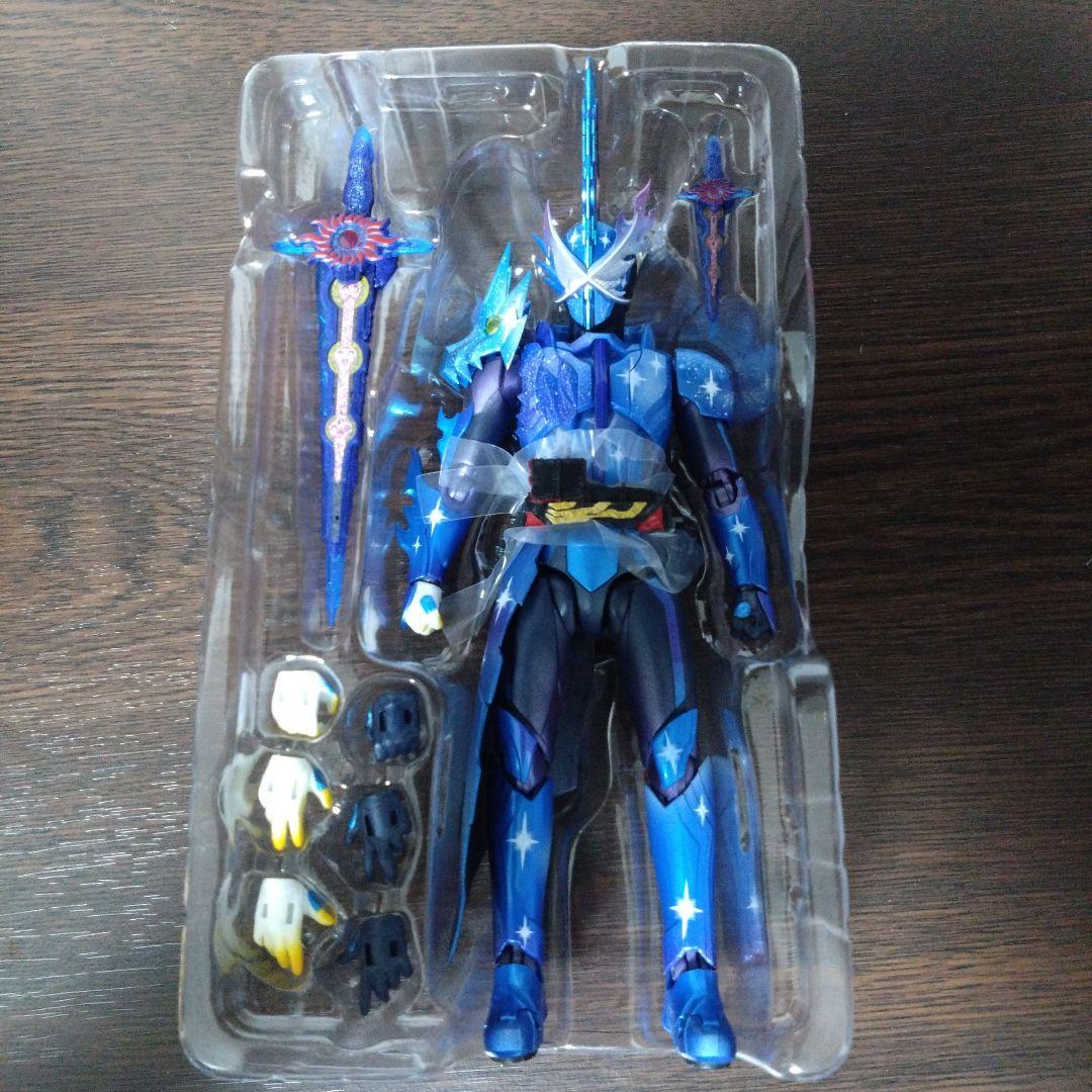 S.H.Figuarts仮面ライダークロスセイバー+10聖剣セット